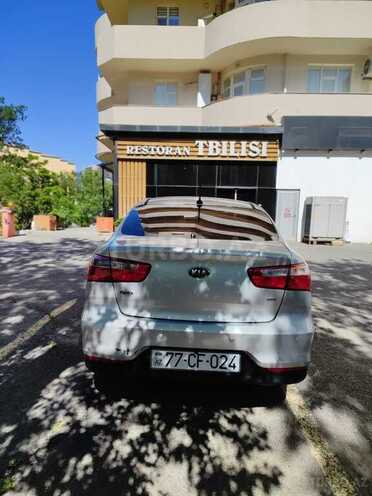 Kia Rio-7
