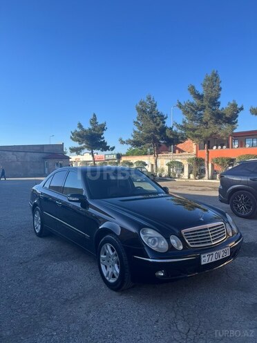 Mercedes E 280-5