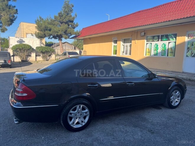 Mercedes E 280-7