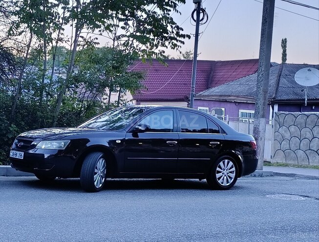 Hyundai Sonata-2