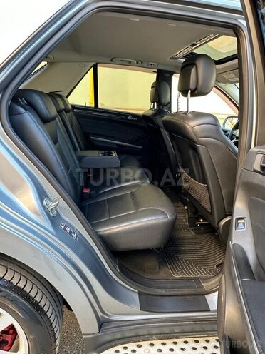 Mercedes ML 350 4MATIC-6