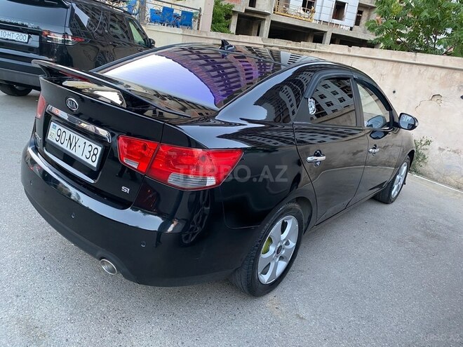 Kia Cerato-5