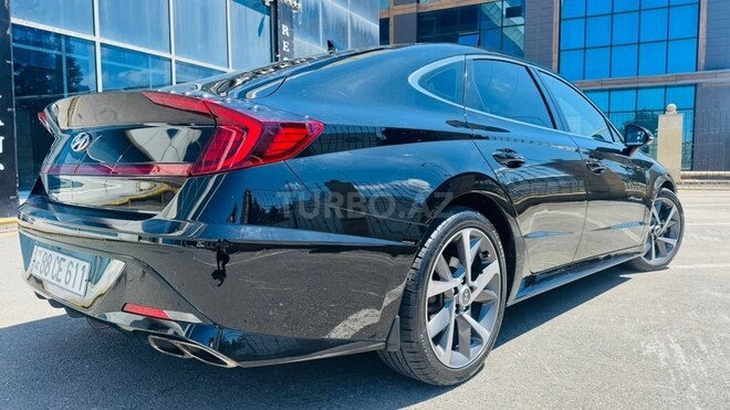 Hyundai Sonata-5