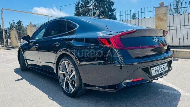 Hyundai Sonata-6