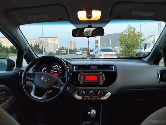 Kia Rio-2
