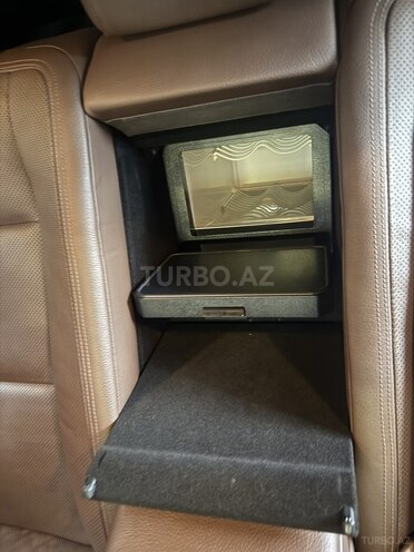 Mercedes S 500-13
