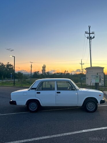 LADA (VAZ) 2107-3