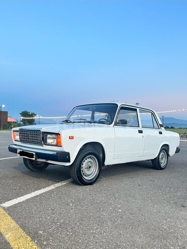 LADA (VAZ) 2107-8