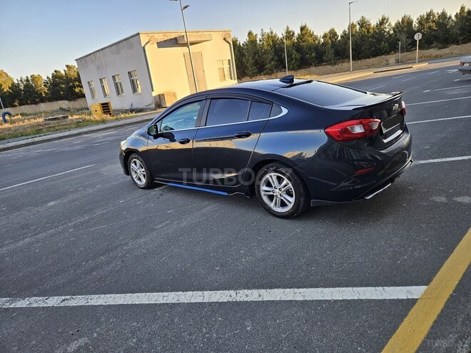 Chevrolet Cruze-4