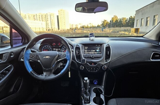Chevrolet Cruze-8