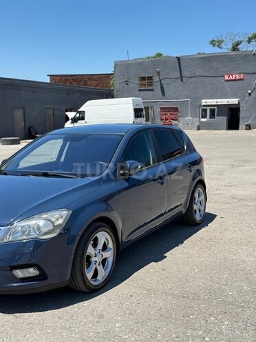 Kia Ceed-8