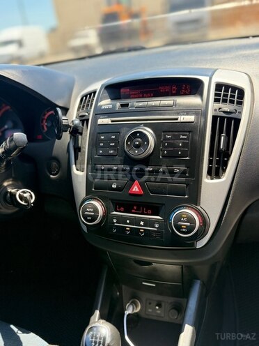 Kia Ceed-10
