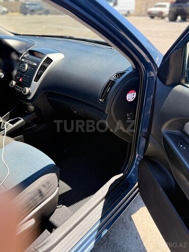 Kia Ceed-9