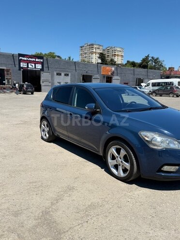Kia Ceed-4