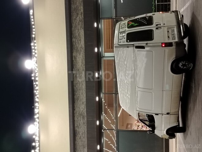 Ford Transit-7