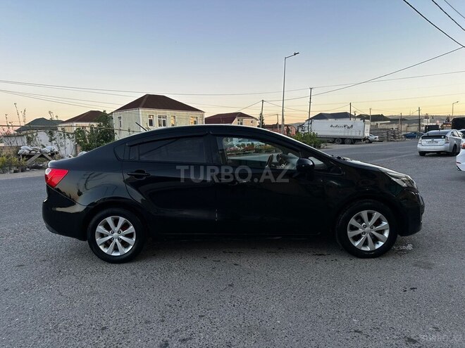 Kia Rio-4