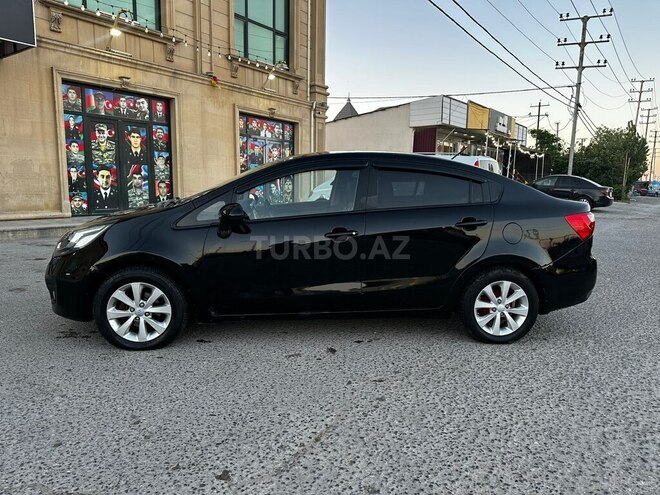 Kia Rio-5
