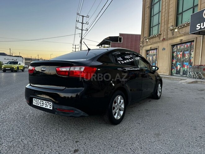 Kia Rio-7