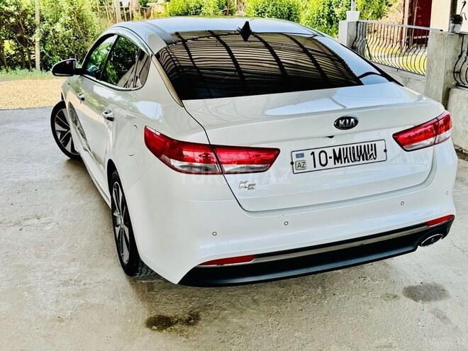 Kia K5-8