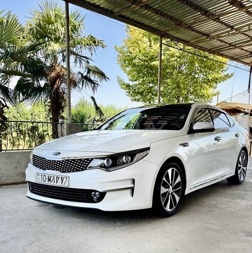 Kia K5-1