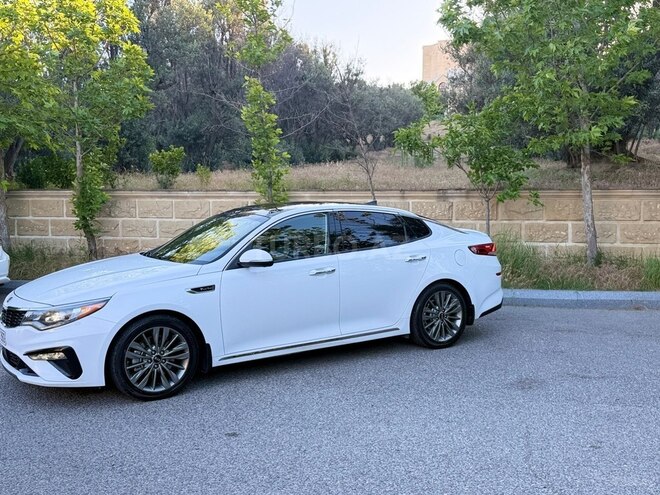 Kia Optima-4