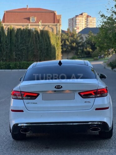 Kia Optima-2
