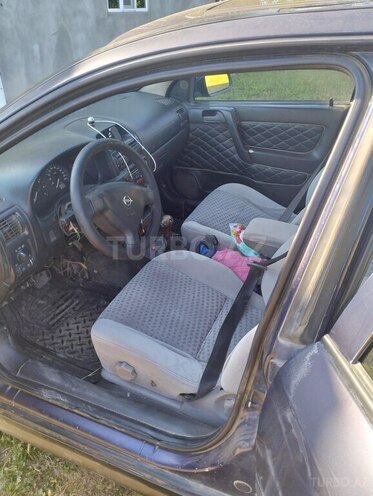 Opel Astra-2