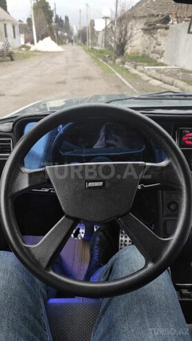 LADA (VAZ) 2107-2