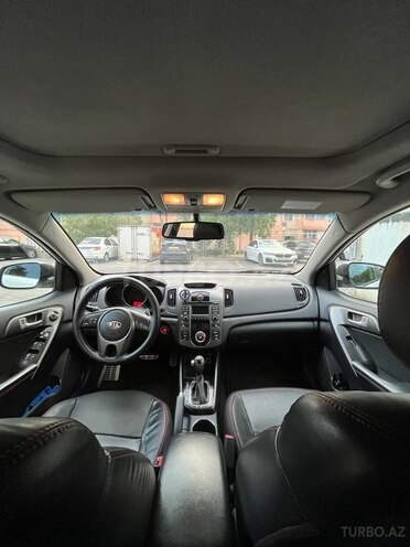 Kia Cerato-9