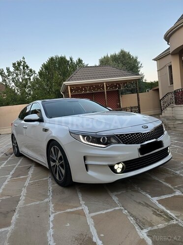 Kia K5-1