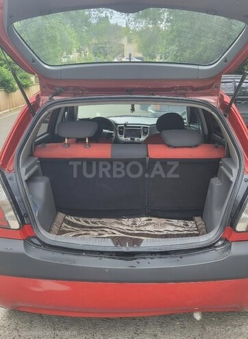 Kia Rio-5