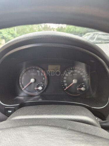 Kia Rio-8