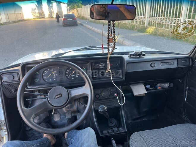LADA (VAZ) 2107-4