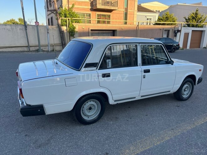 LADA (VAZ) 2107-6