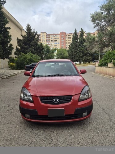 Kia Rio-1
