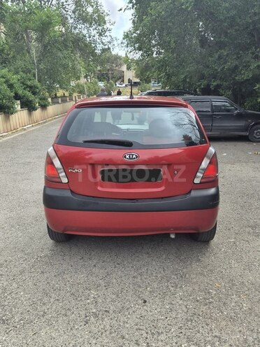 Kia Rio-2