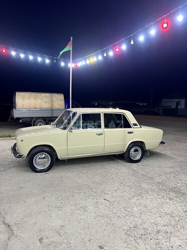 LADA (VAZ) 21011-3