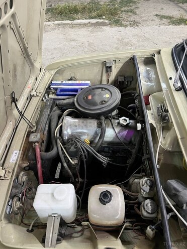 LADA (VAZ) 21011-8