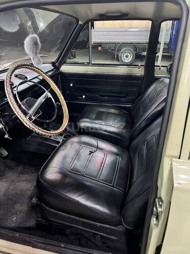LADA (VAZ) 21011-10