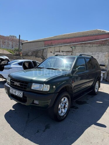 Opel Frontera 1999, 345,000 km - 2.2 л - Bakı