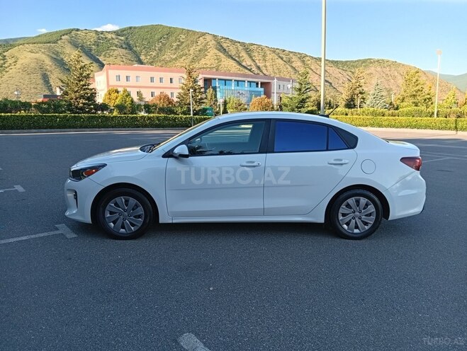 Kia Rio-16