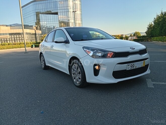 Kia Rio-3