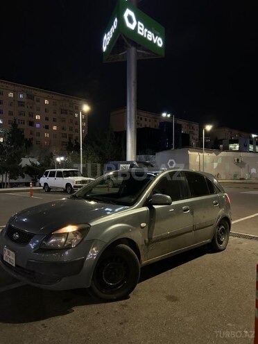 Kia Rio-10