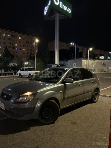 Kia Rio-9