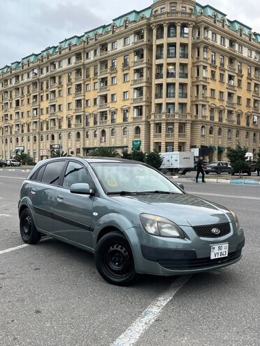 Kia Rio-13