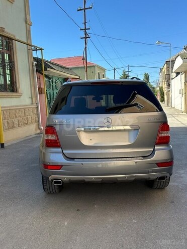 Mercedes ML 350 4MATIC-3