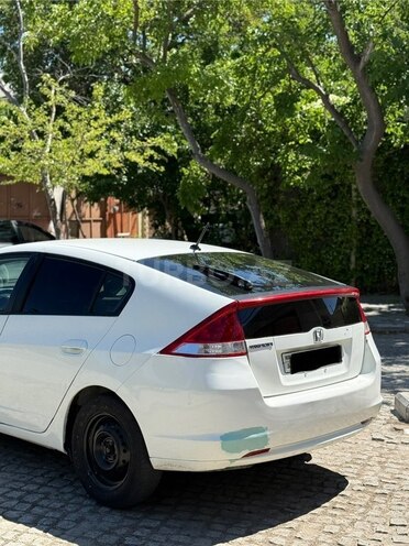 Honda Insight-4