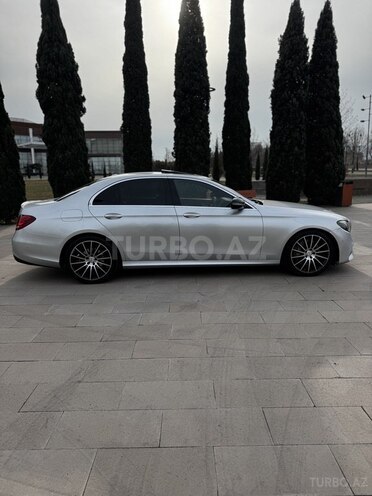 Mercedes E 300-3