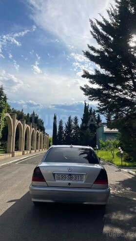 Mercedes C 180-5