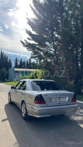 Mercedes C 180-8